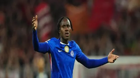 卢布17冠辉煌回顾：红土赛场连霸两年，决赛力克德约独占巅峰